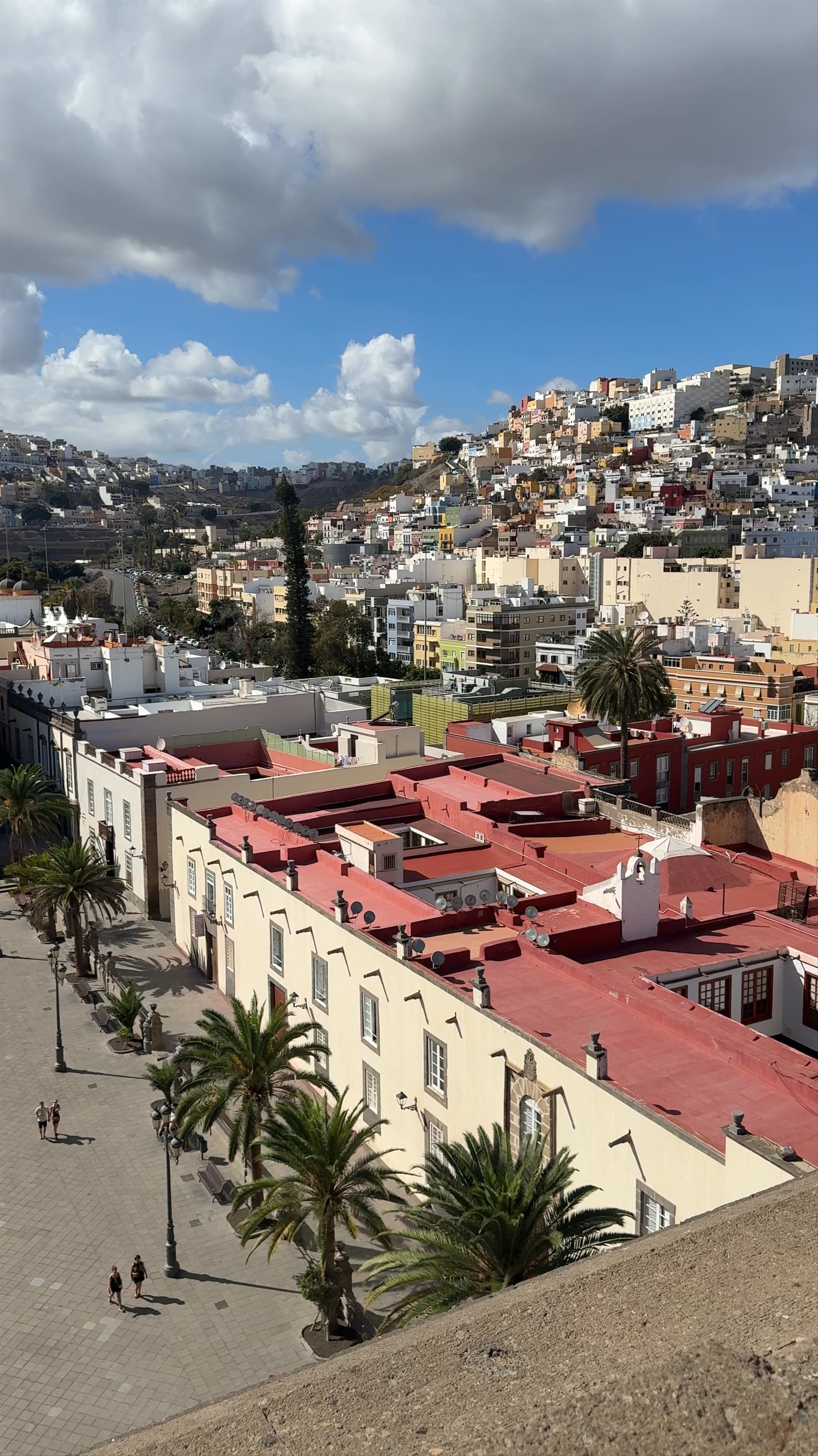 Plaza de Santa Ana: Heartbeat of Las Palmas de Gran Canaria