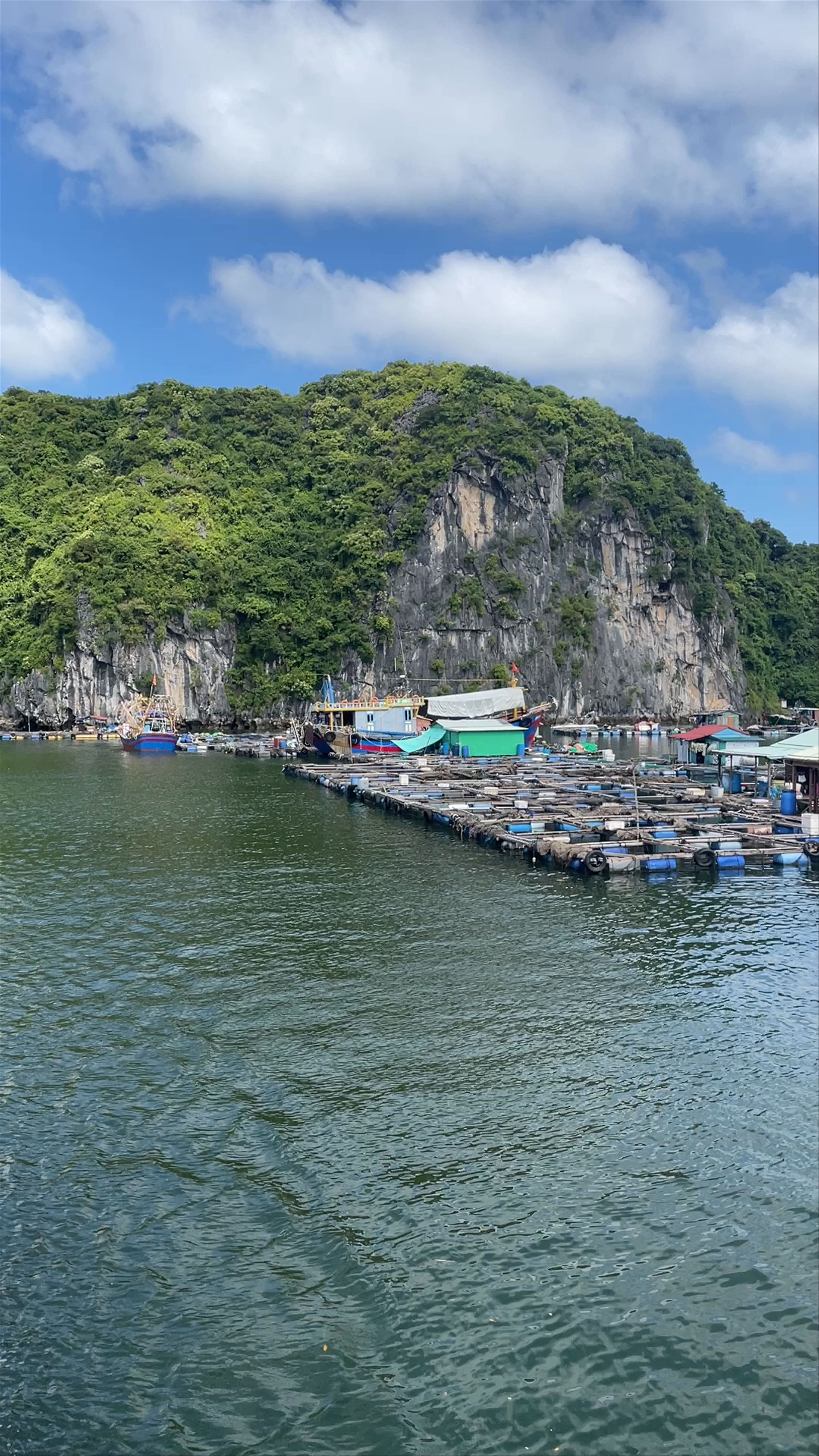 Floating Village Da Phuoc