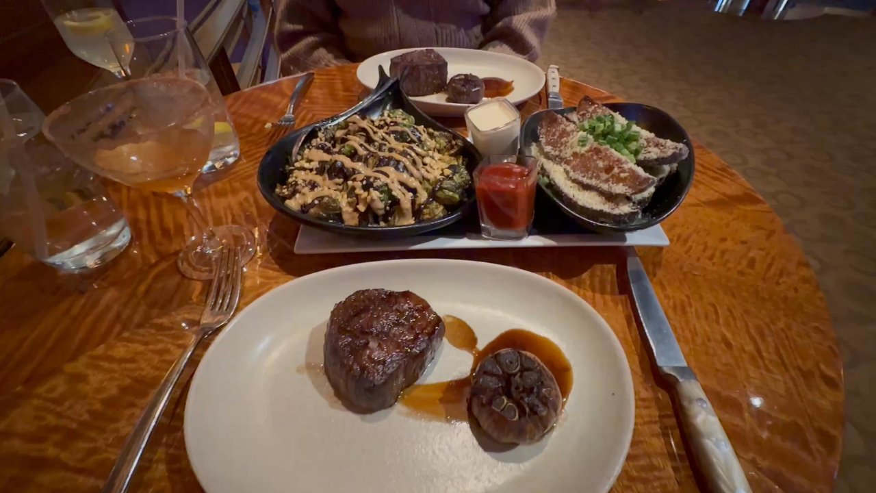 Final Cut Steakhouse - Our Entrees - Steakhouses Near Me - Charles Town, West Virginia