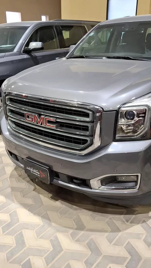 GMC Yukon SLE XL 2018