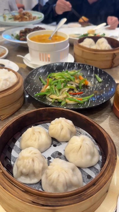 Yue Restaurant - Seafood Near Me - Richmond, British Columbia