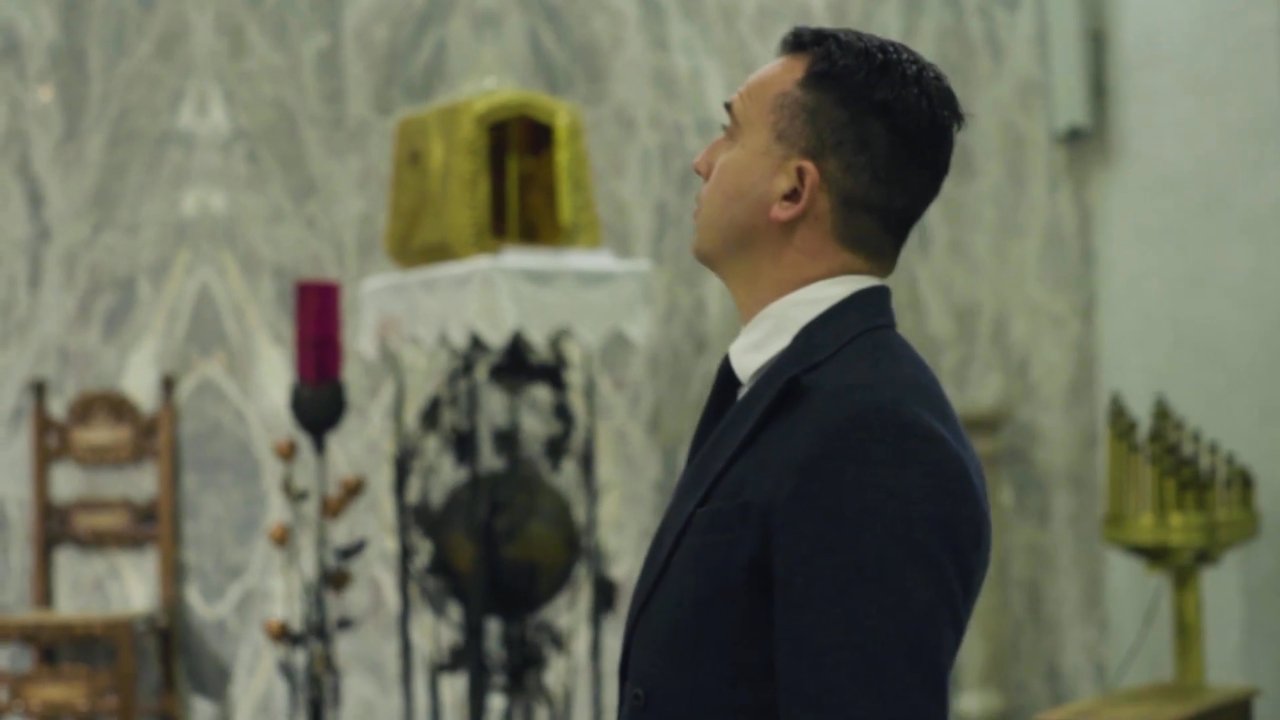 The Italian Tenor - Ave Maria - video