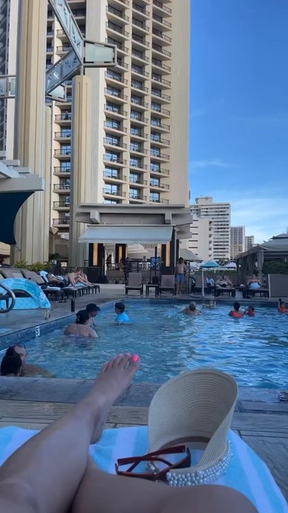SWIM Restaurant and Bar - Live music at SWIM - Lounges Near Me - Honolulu, Hawaii
