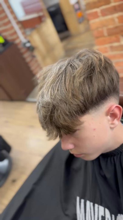 Mavericks Barber Shop - Barbers Near Me - Guildford, SRY