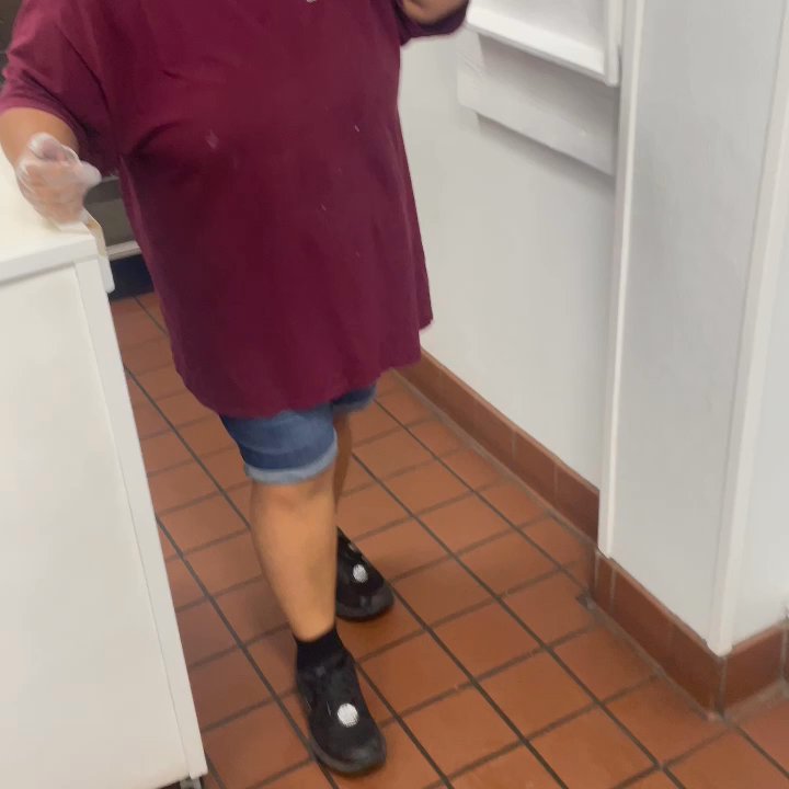 Frankie's Pizza - They snatched MY phone and pushed us out the store. Didn't know assault and stealing personal property was justified in this restaurant. - Chicken Wings Near Me - Mountain View, Hawaii