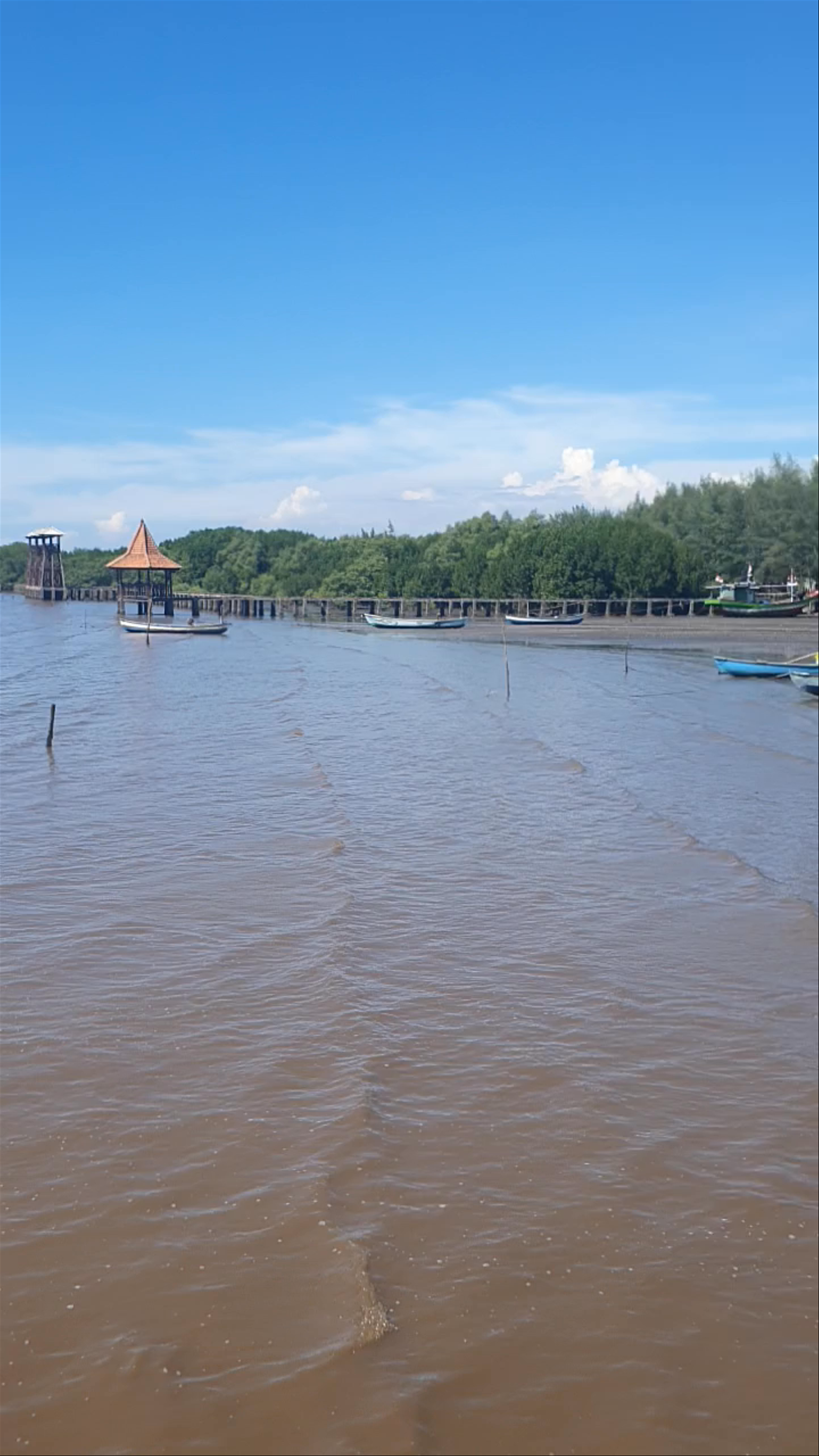 pantai bahak indah _ pbi
