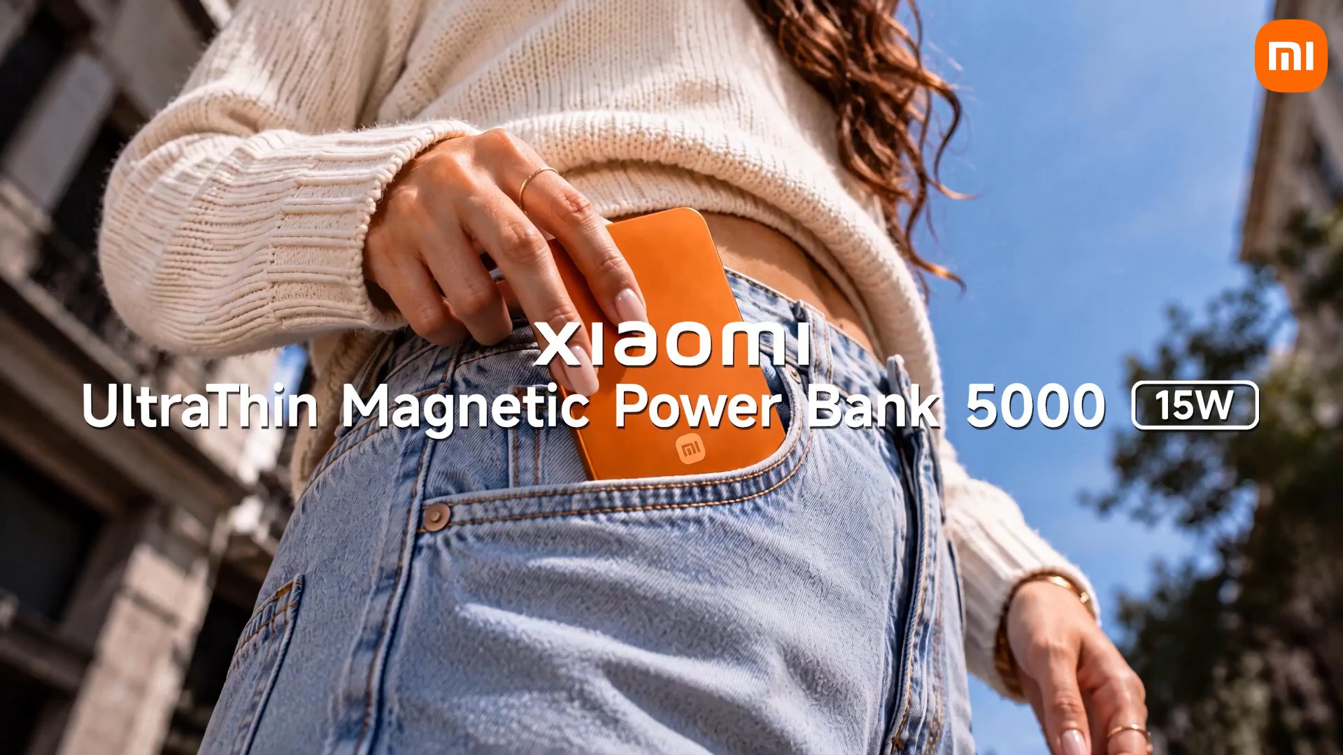 The Xiaomi UltraThin Magnetic Power Bank 5000 15W in black