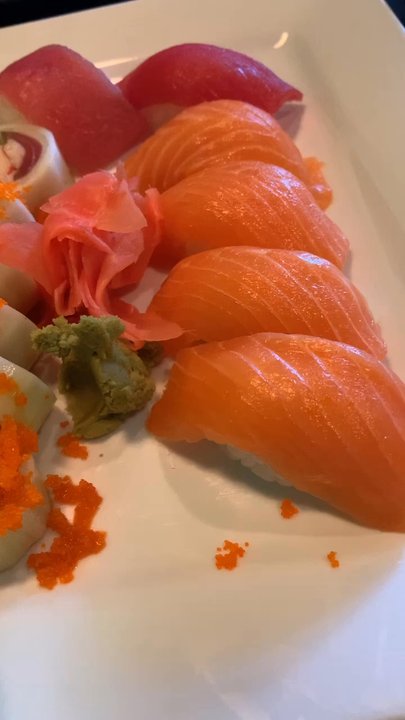 Naree Kitchen - Sushi Bars Near Me - Kansas City, Kansas