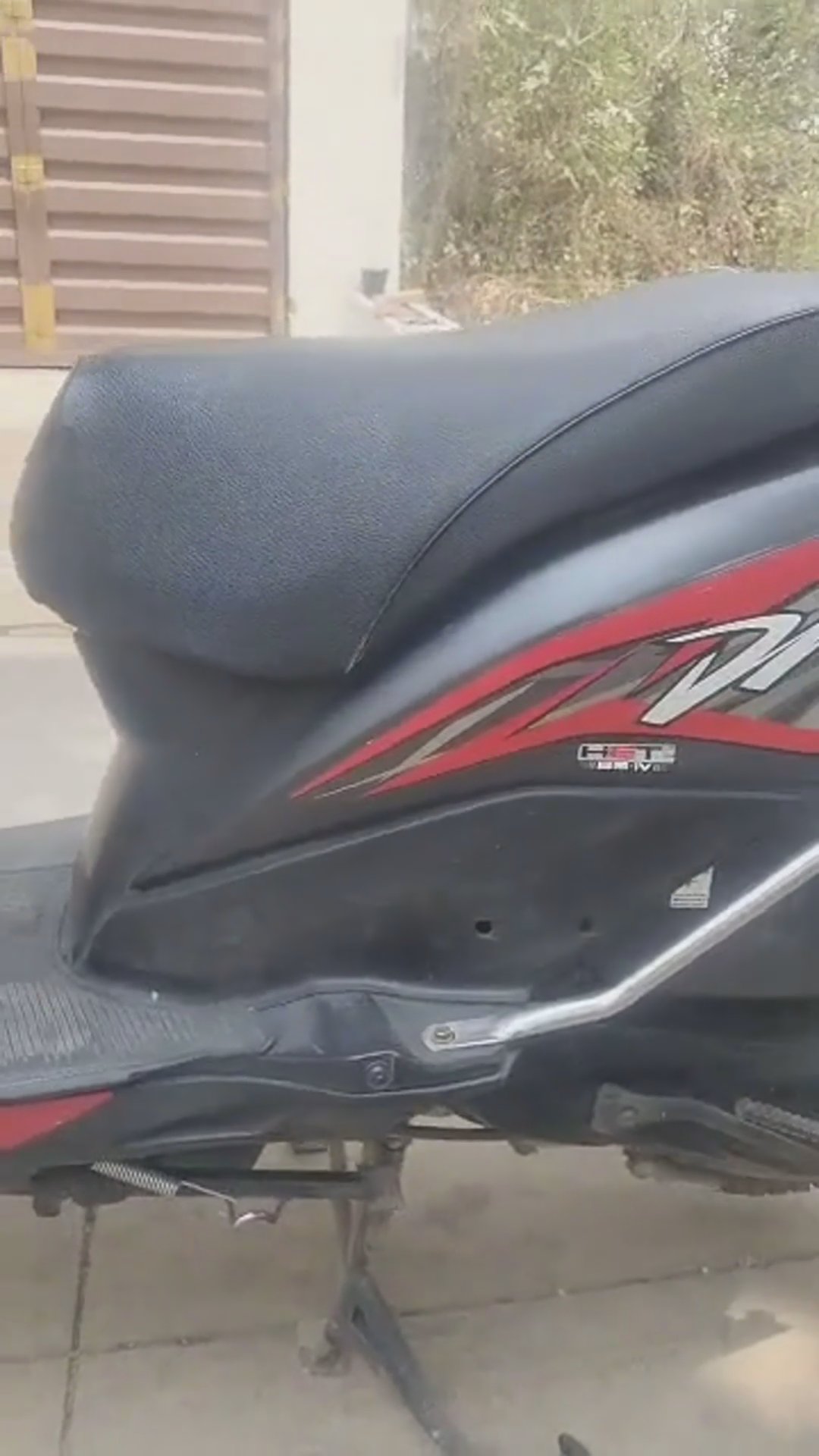 Walk-around video thumbnail