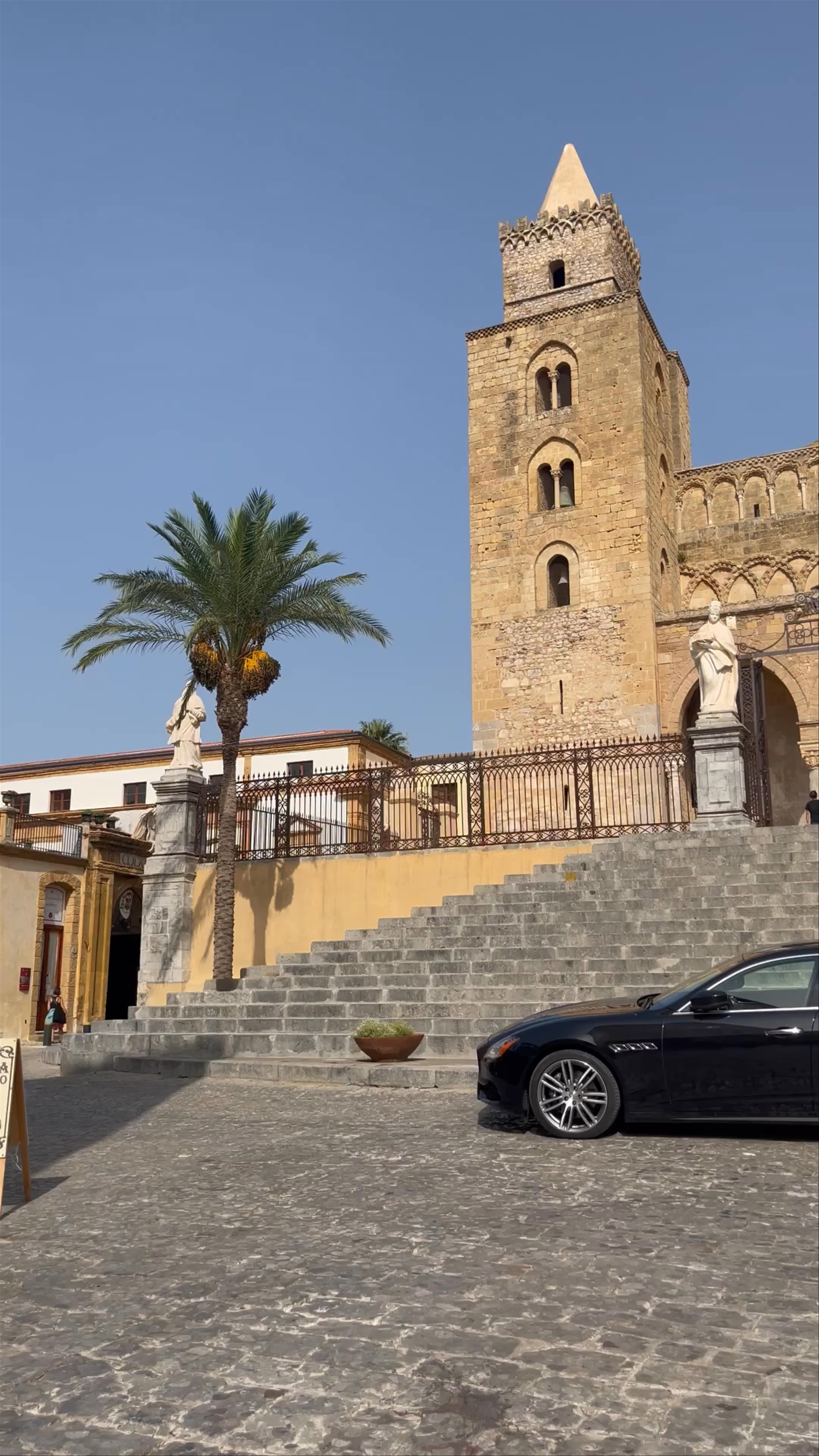 Duomo di Cefalù: Majestic Norman Cathedral in Sicily