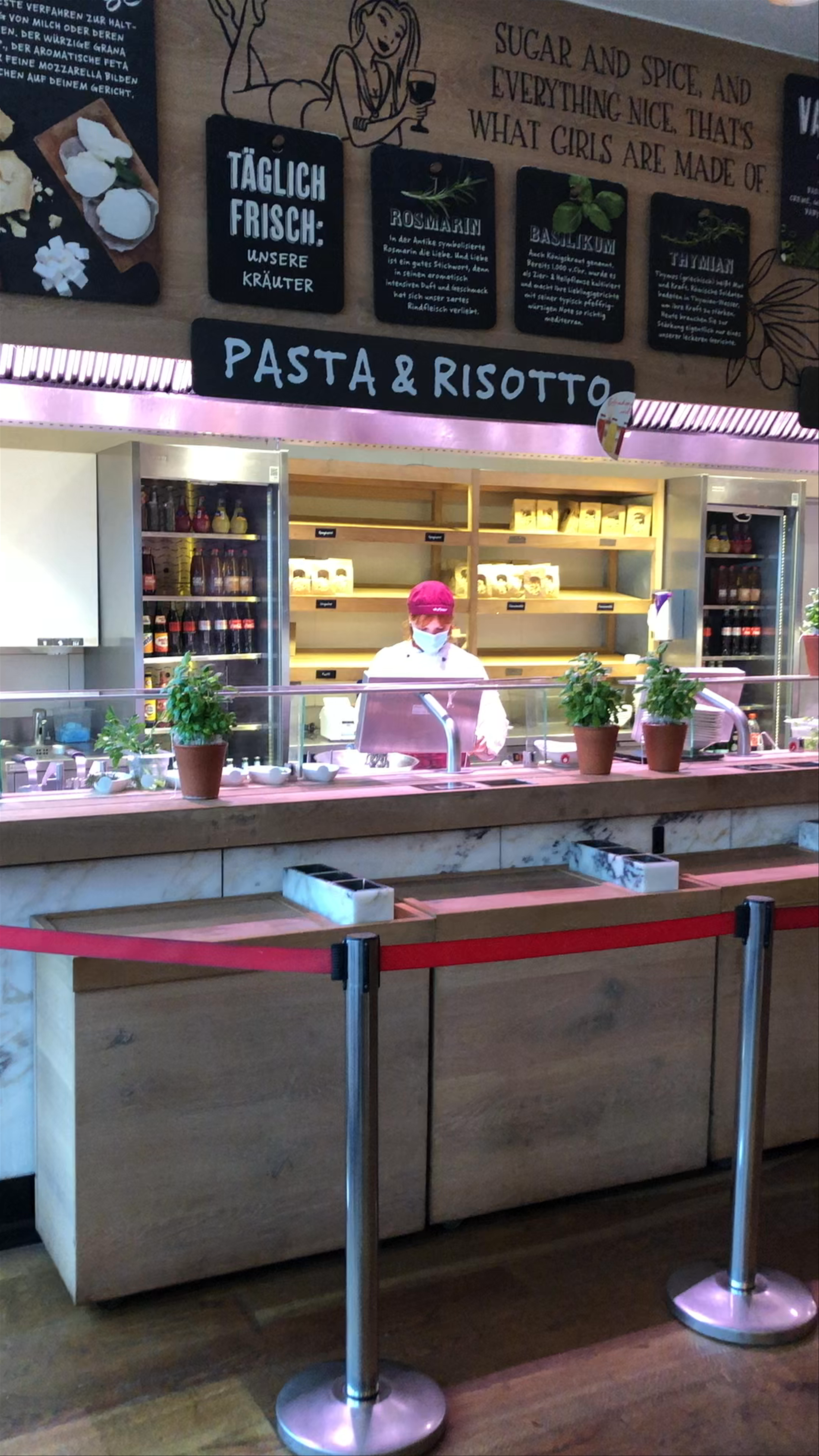 Vapiano Berlin Rathausstraße: Fresh Italian Pasta & Vibrant City Vibes
