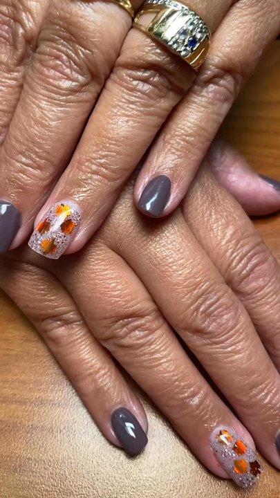 The Nail Goddess - Fall leave incapsulated in Dip - Nail Salons Near Me - Plattsburgh, New York