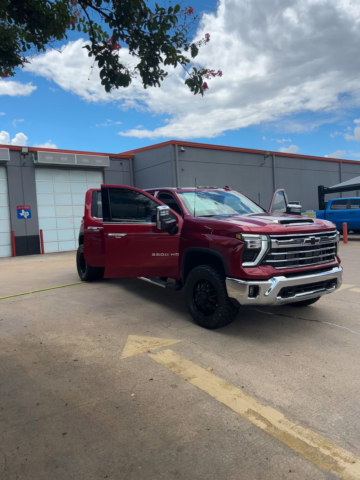 Lifted Trucks - #TX10304 - 2026 Chevrolet Silverado 3500HD LTZ Crew Cab