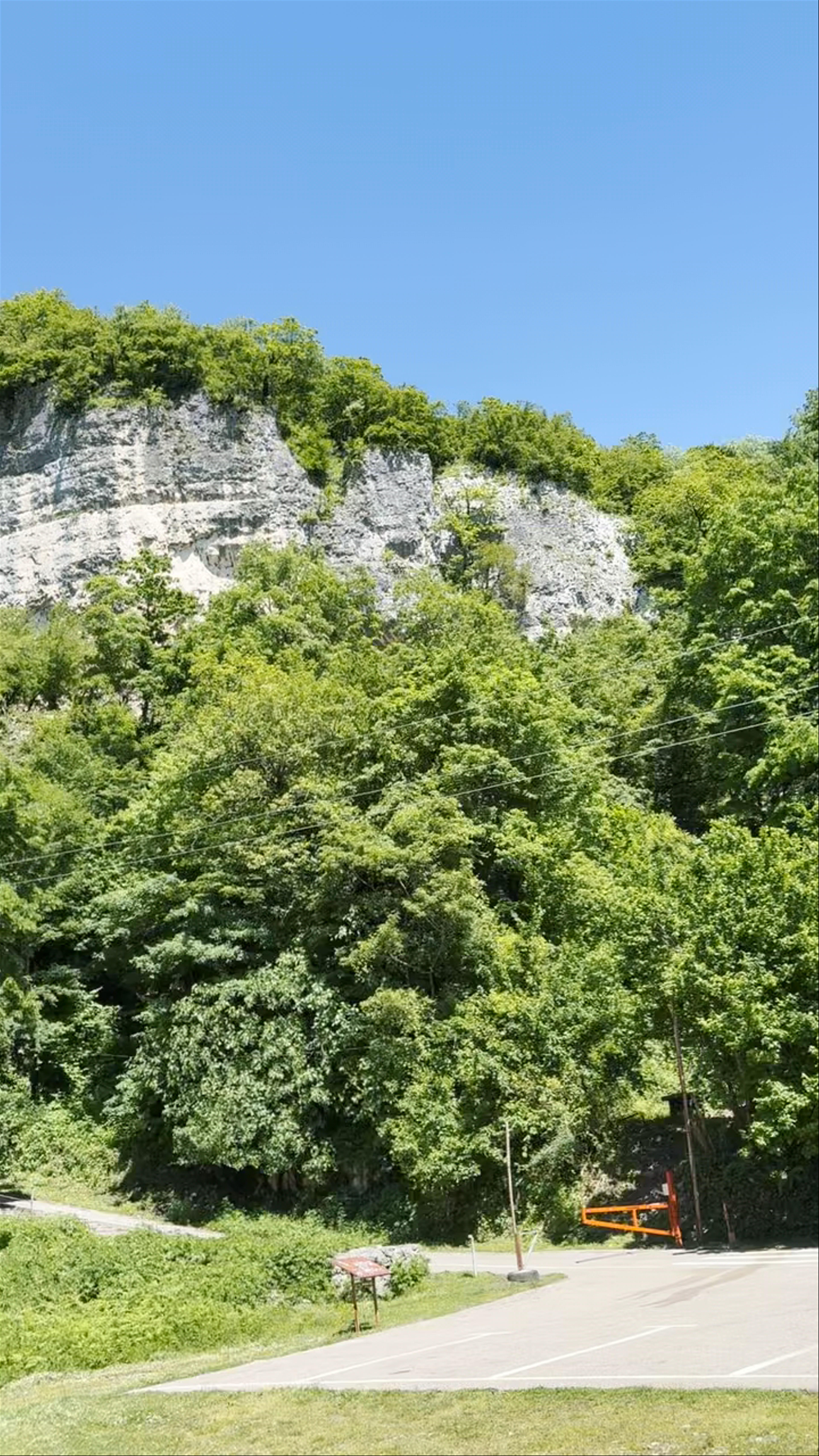 Parking 4WD Katskhi Viewpoint