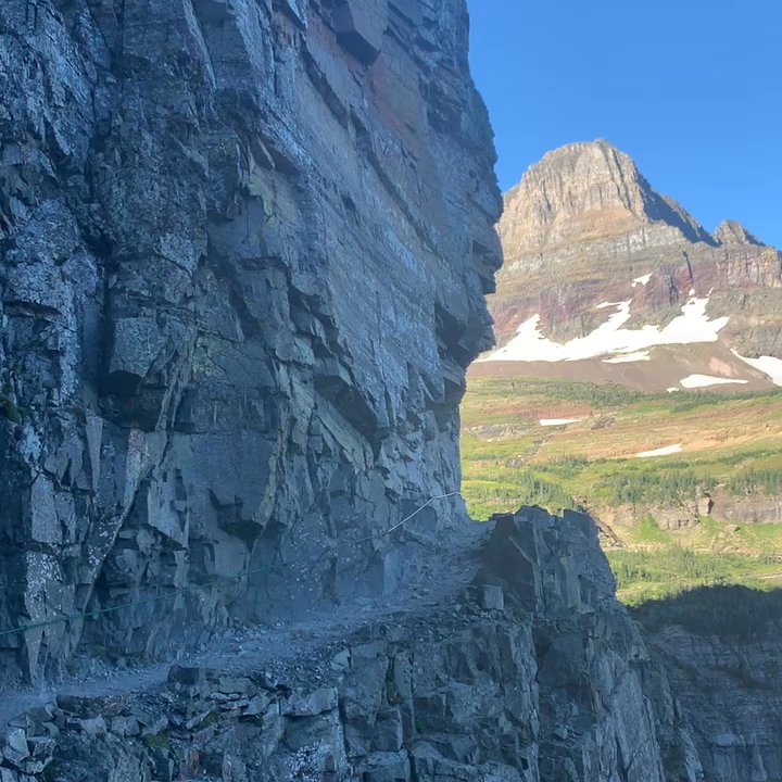 Highline Trail - Cliff walk with stunning scenic views and exposed thousand-foot drop-offs - Hiking Near Me - Browning, Montana