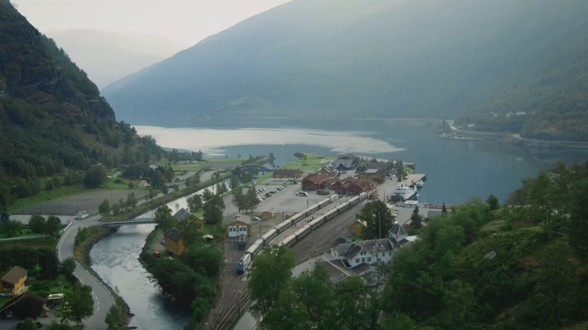 Fra fjell til fjord på Rallarvegen