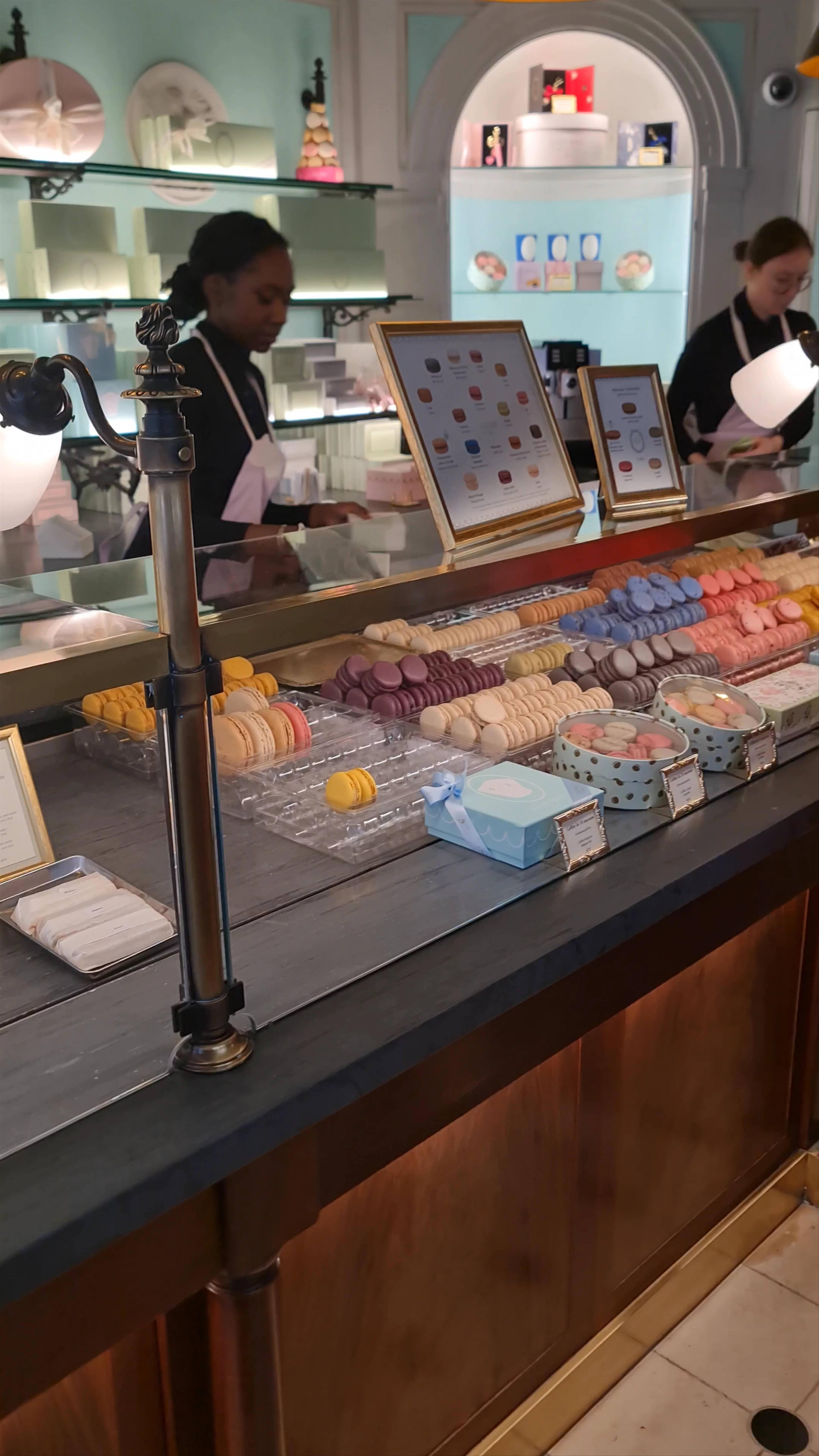 Ladurée, Rue Royale