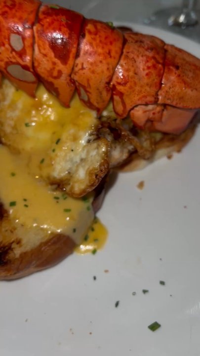 Winsome Prime - LOBSTER BENEDICT - Sushi Bars Near Me - Dallas, Texas
