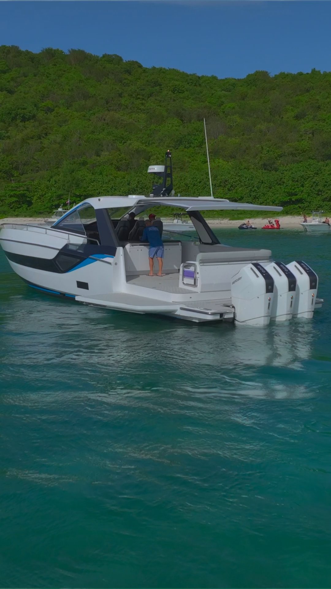 Quick little Azimut Verve 48 edit