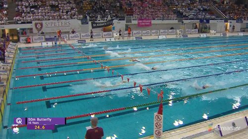 Olivia Hine breaks 16y 50m butterfly record