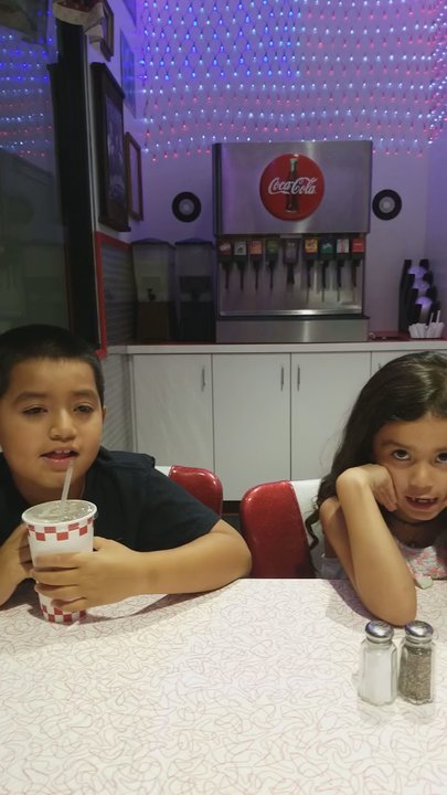 Triangle Drive In - Very cool - Burgers Near Me - Tulare, California