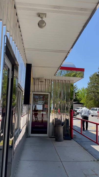 Harry's Diner - Exterior is fun! - Diners Near Me - Sheboygan, Wisconsin