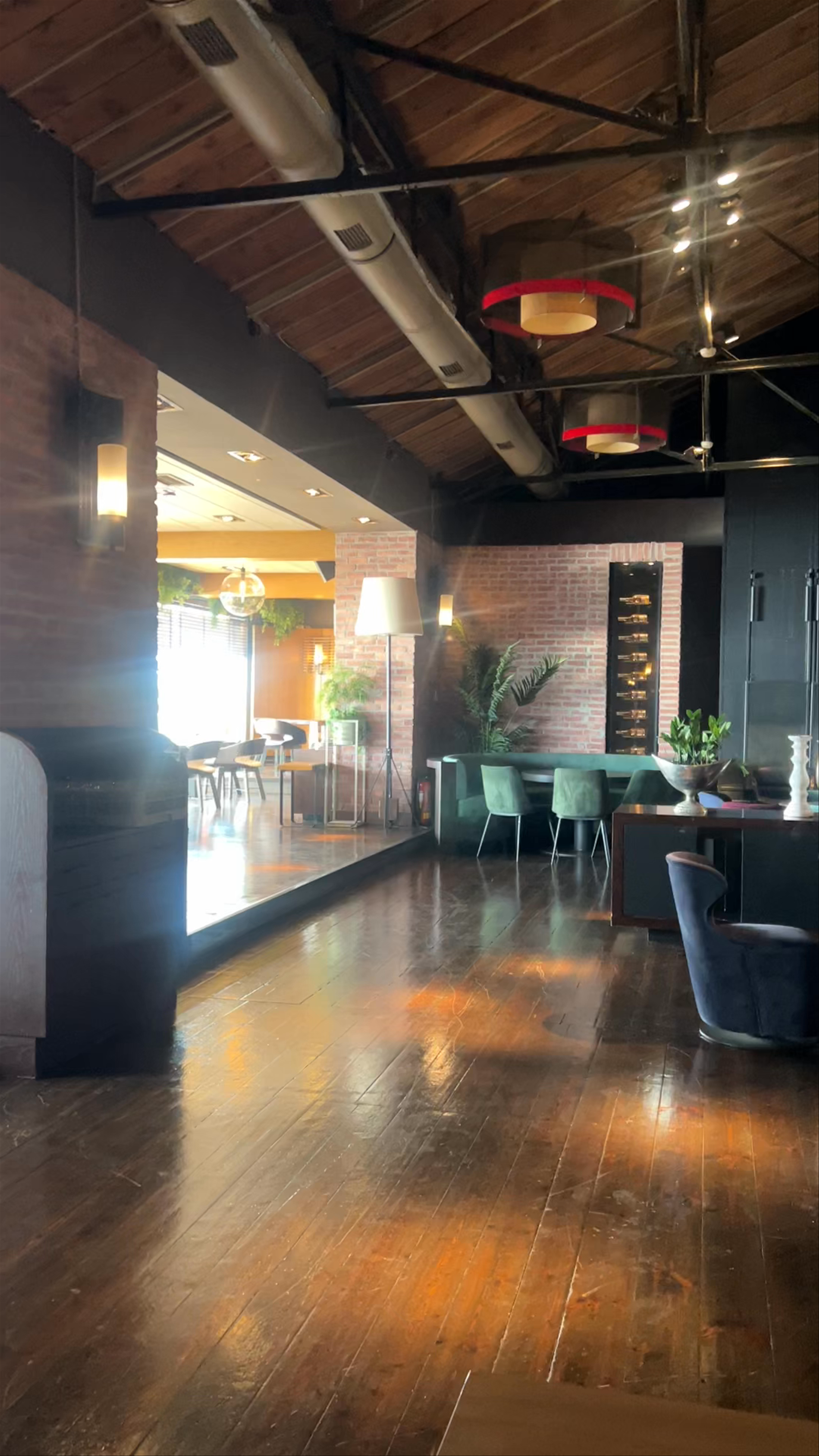 SHARK Bar | Restaurant - Chic Urban Escape in Kalamaria, Thessaloniki