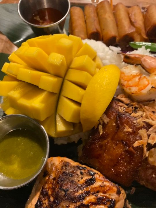 Mora - Oak Park - Kamayan meal - Asian Fusion Near Me - Oak Park, Illinois