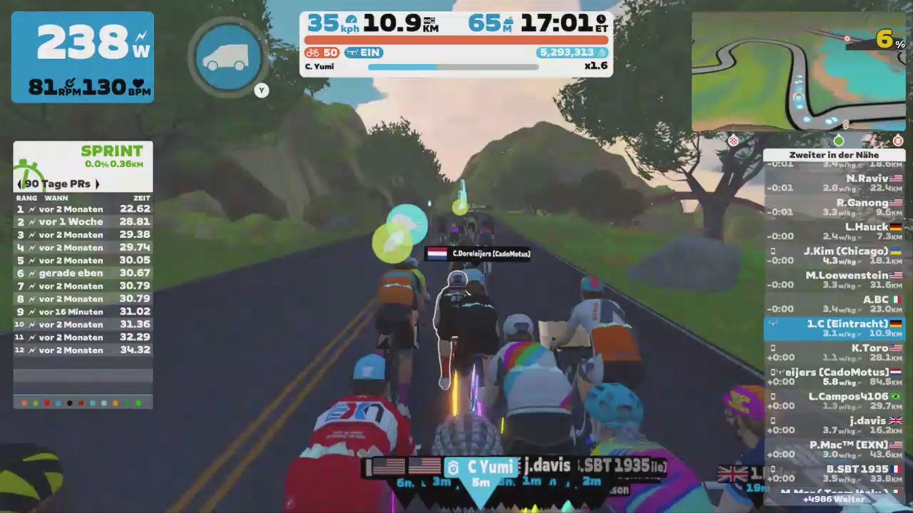 Zwift - Pacer Group Ride: Flat Route in Watopia with Yumi
