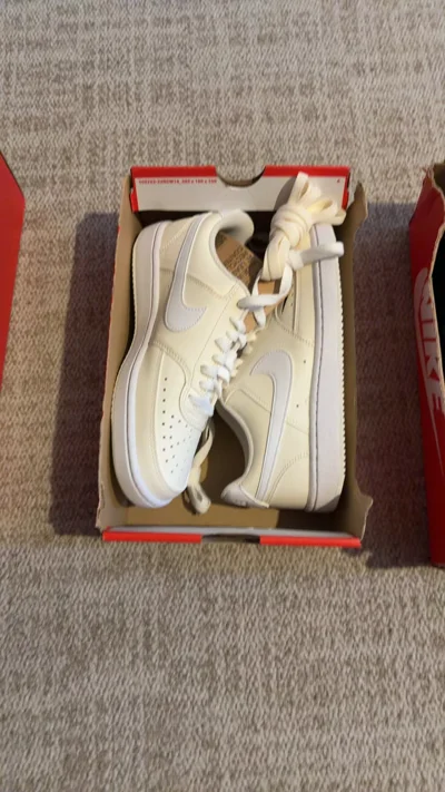 Nike Court Vision Low