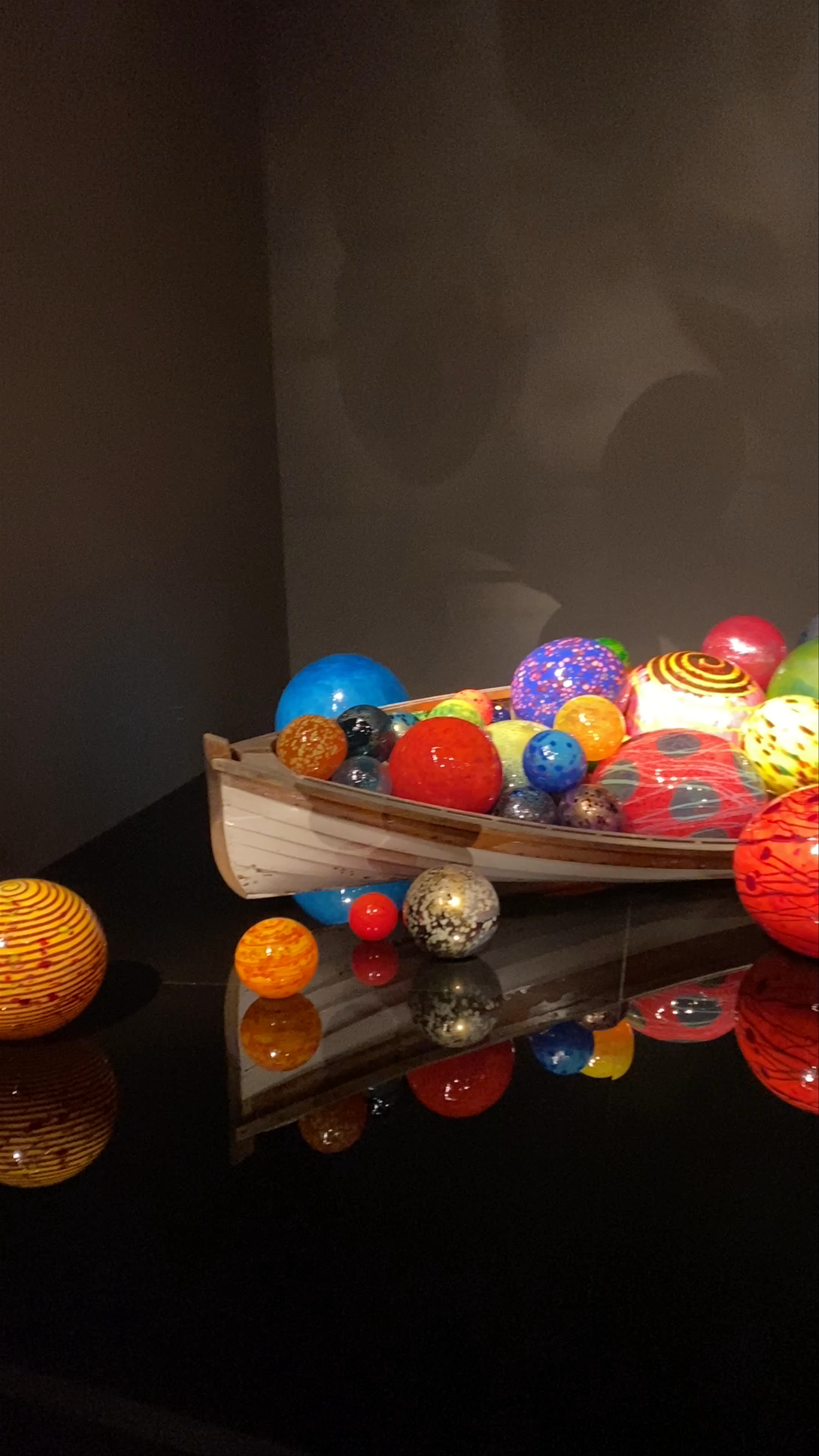 Chihuly Garden and Glass: A Spectacle of Color and Light in Seattle