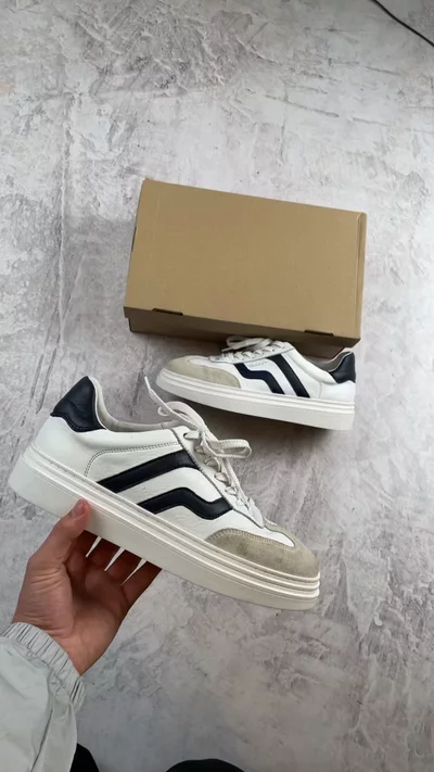 Adidas Sneakers image 1