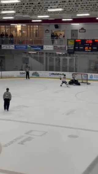Eric Hanley Shines on Penalty Shot - Valley Wildcats U18 Highlights