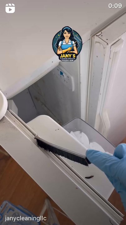 Jany's Cleaning Services - Home Cleaning Near Me