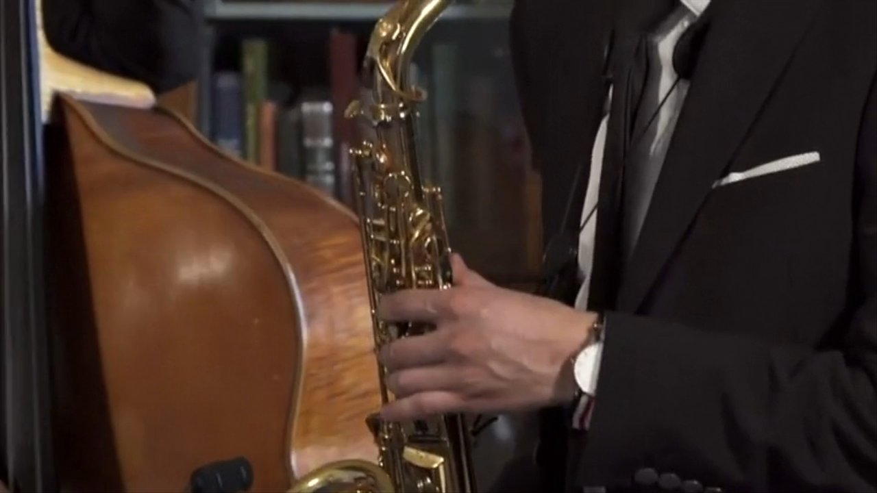 The Tuscany Swing Band - Isn't She Lovely - video