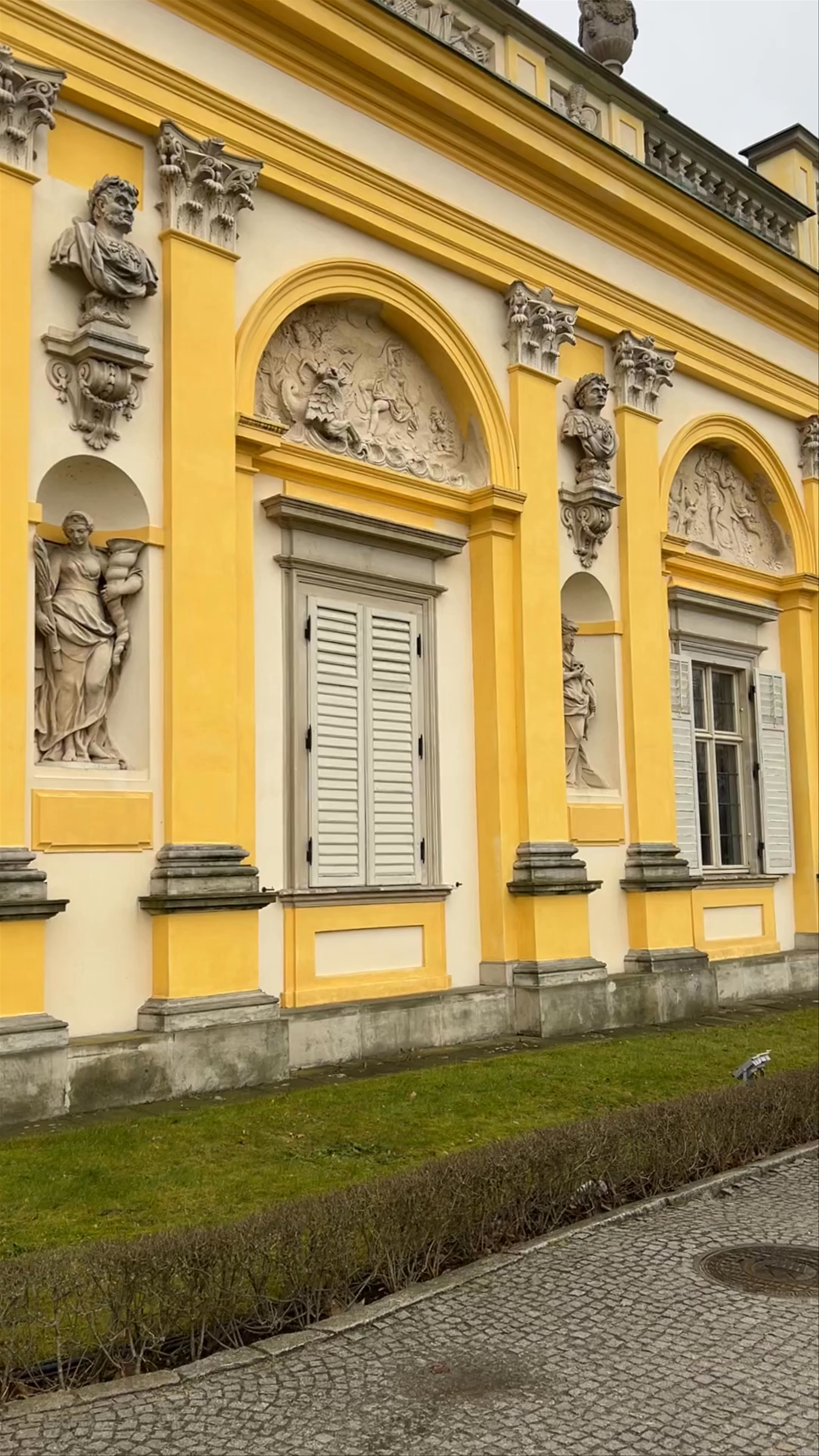 Wilanów Palace: Baroque Splendor in Warsaw, Poland
