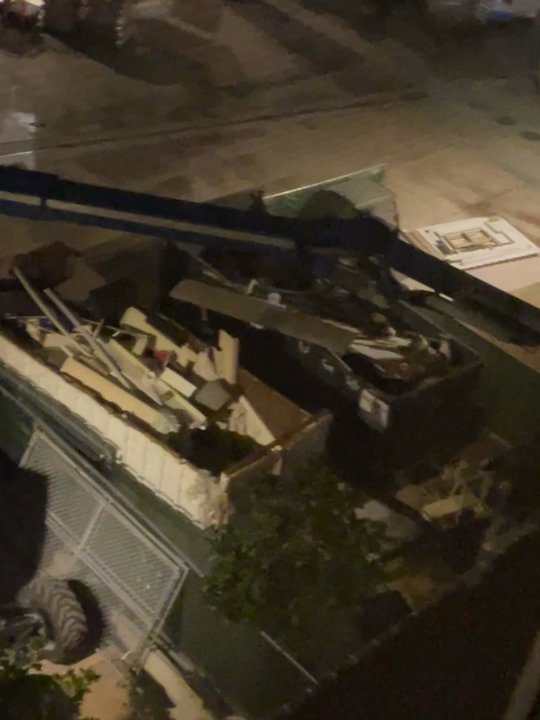 Hotel del Coronado, Curio Collection by Hilton - Loudly hauling and dumping construction debris from 4-5am. Only stopped after i texted the front desk this video. - Coronado, CA