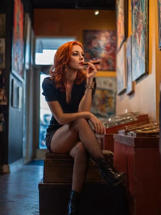 Elgin Cigar and Art - Came for the cigar but stayed because of the Art. - Cigar Bars Near Me - Elgin, Illinois