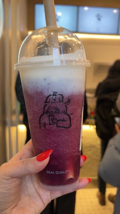 heytea - Inside was busy but the ordering system is genius and makes it move really fast - Bubble Tea Near Me - New York, New York