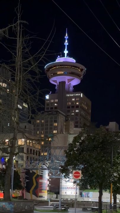 St. Regis Hotel - Hotels Near Me - Vancouver, British Columbia