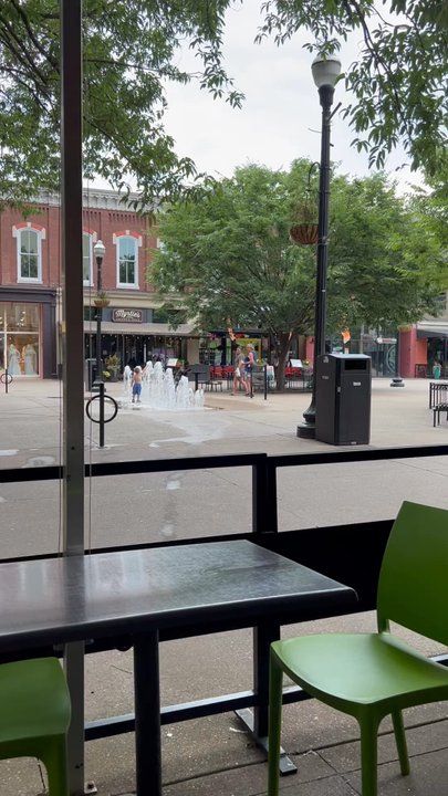 The Tomato Head - Pizza Near Me - Knoxville, Tennessee