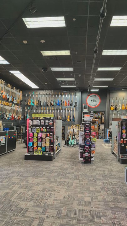 Guitar Center - Musical Instruments & Teachers Near Me - Pasadena, California