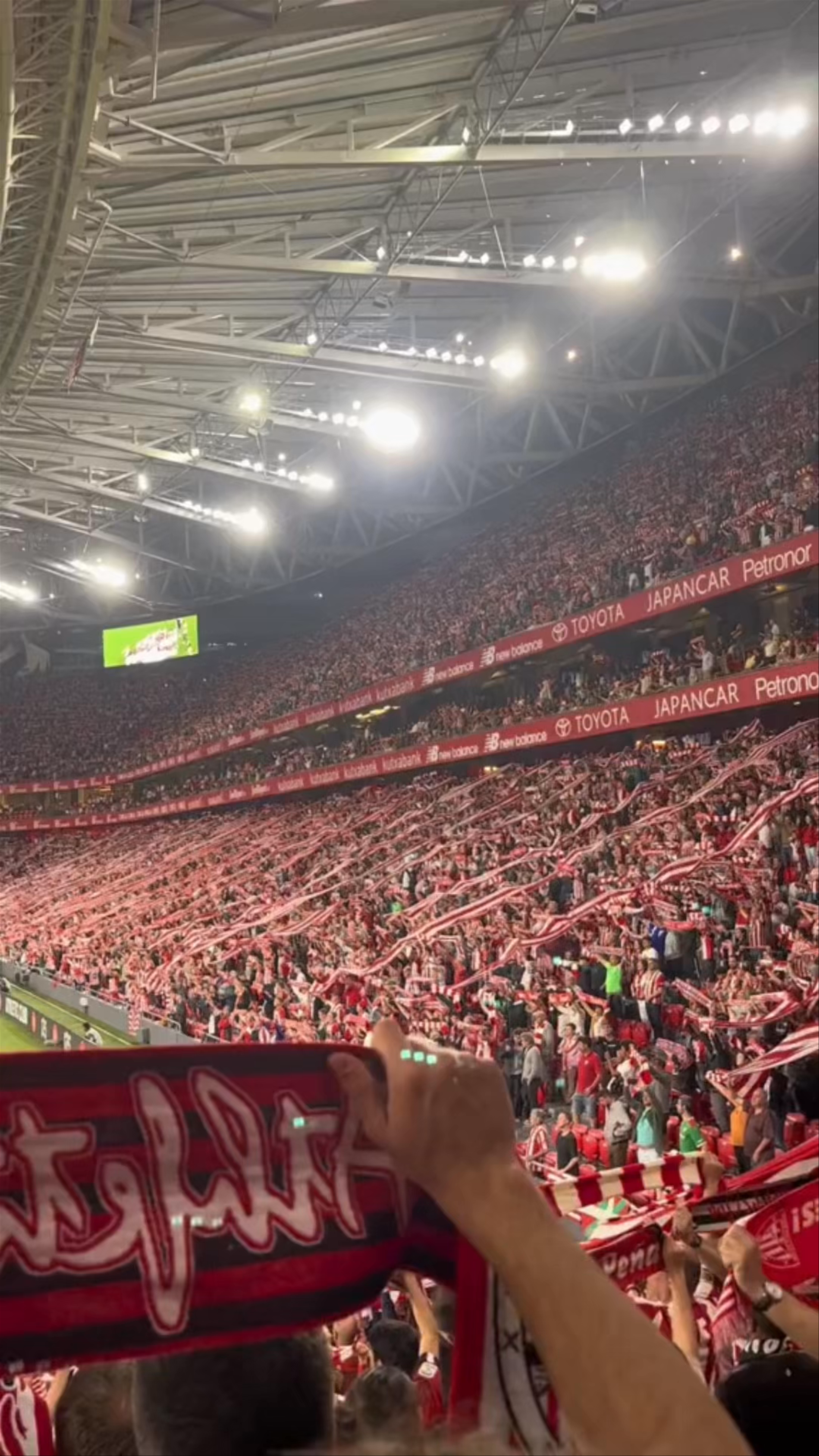 San Mames Stadium: Passionate Football Atmosphere in Bilbao