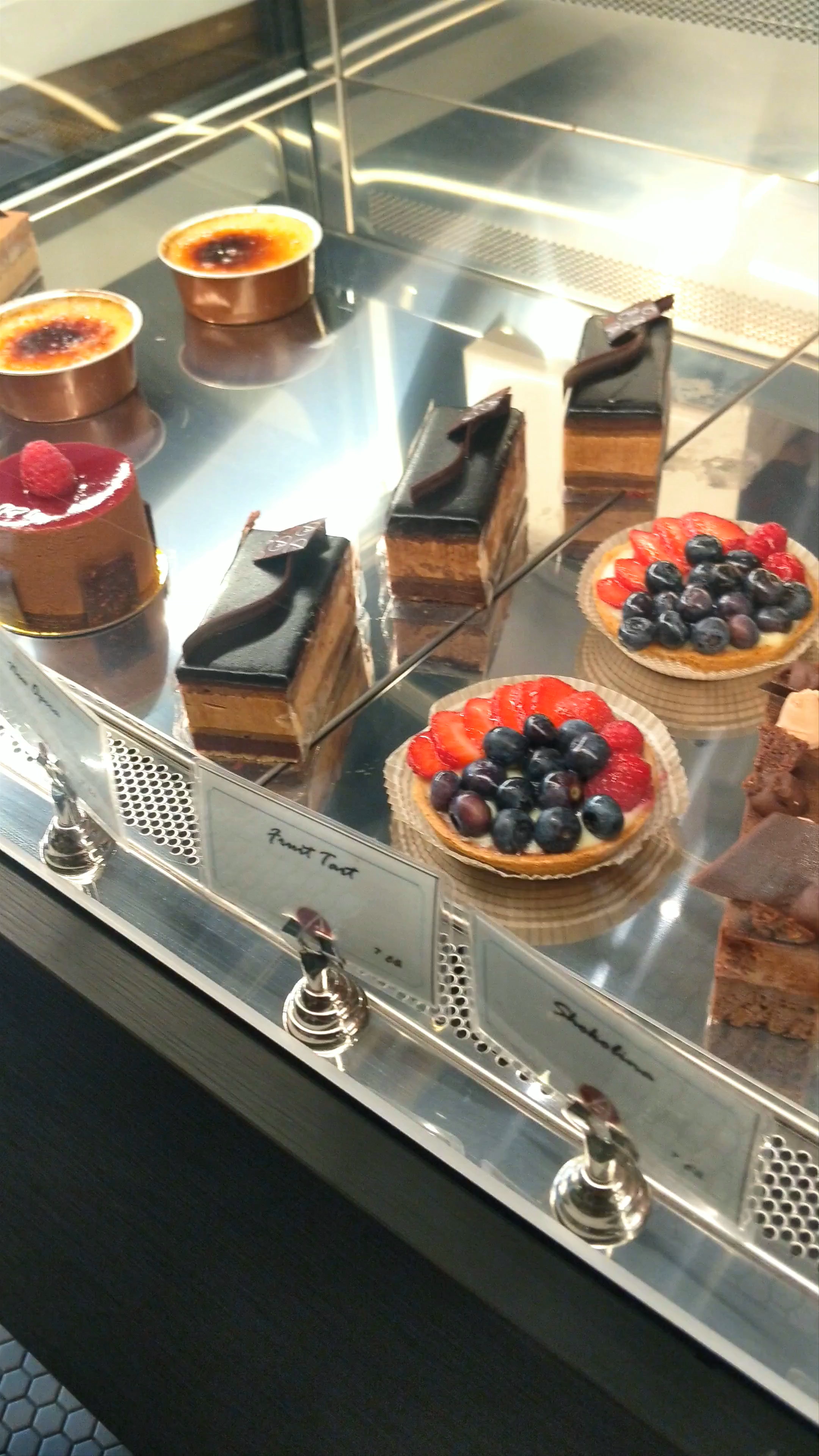 Alons Bakery: A Sweet Delight on Peachtree Road, Atlanta