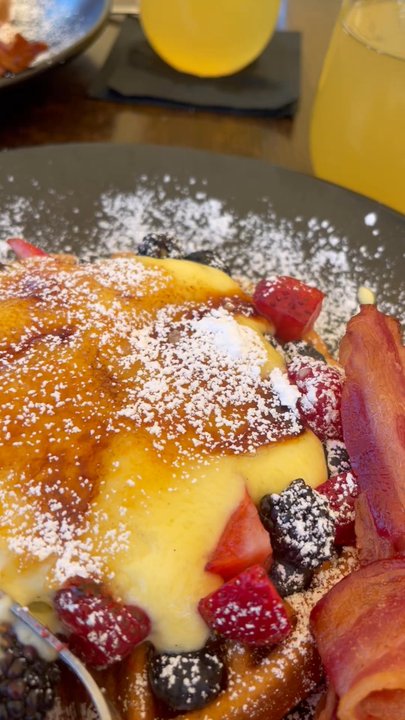 Bardot - Order the crème burles waffles - New American Near Me - Claremont, California