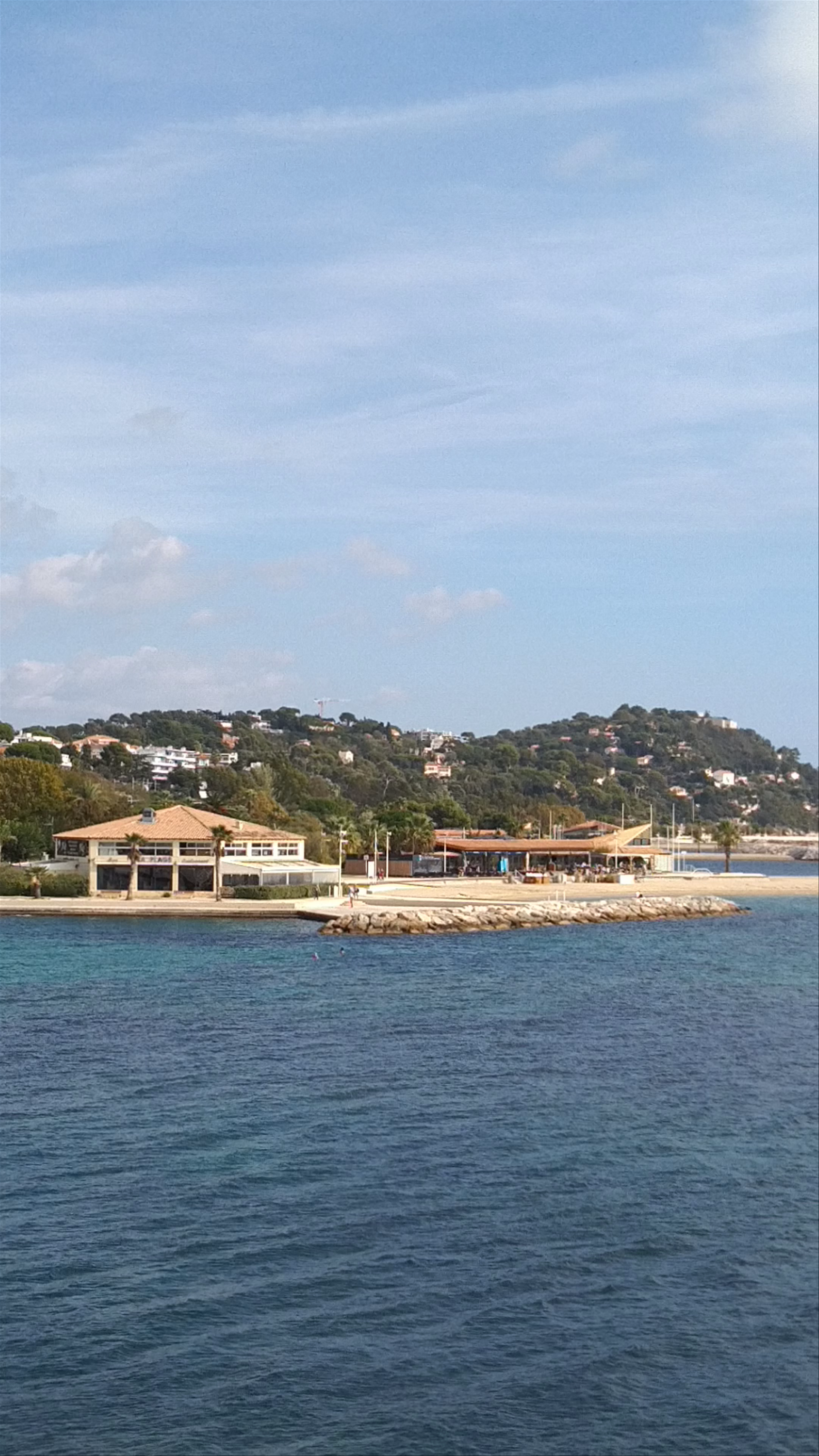 Plages du Mourillon: Serene Coastal Escape in Toulon, France