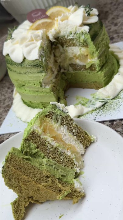 Shu Cake Boutique - Matcha yuzu cake - Bakeries Near Me - Toronto, Ontario
