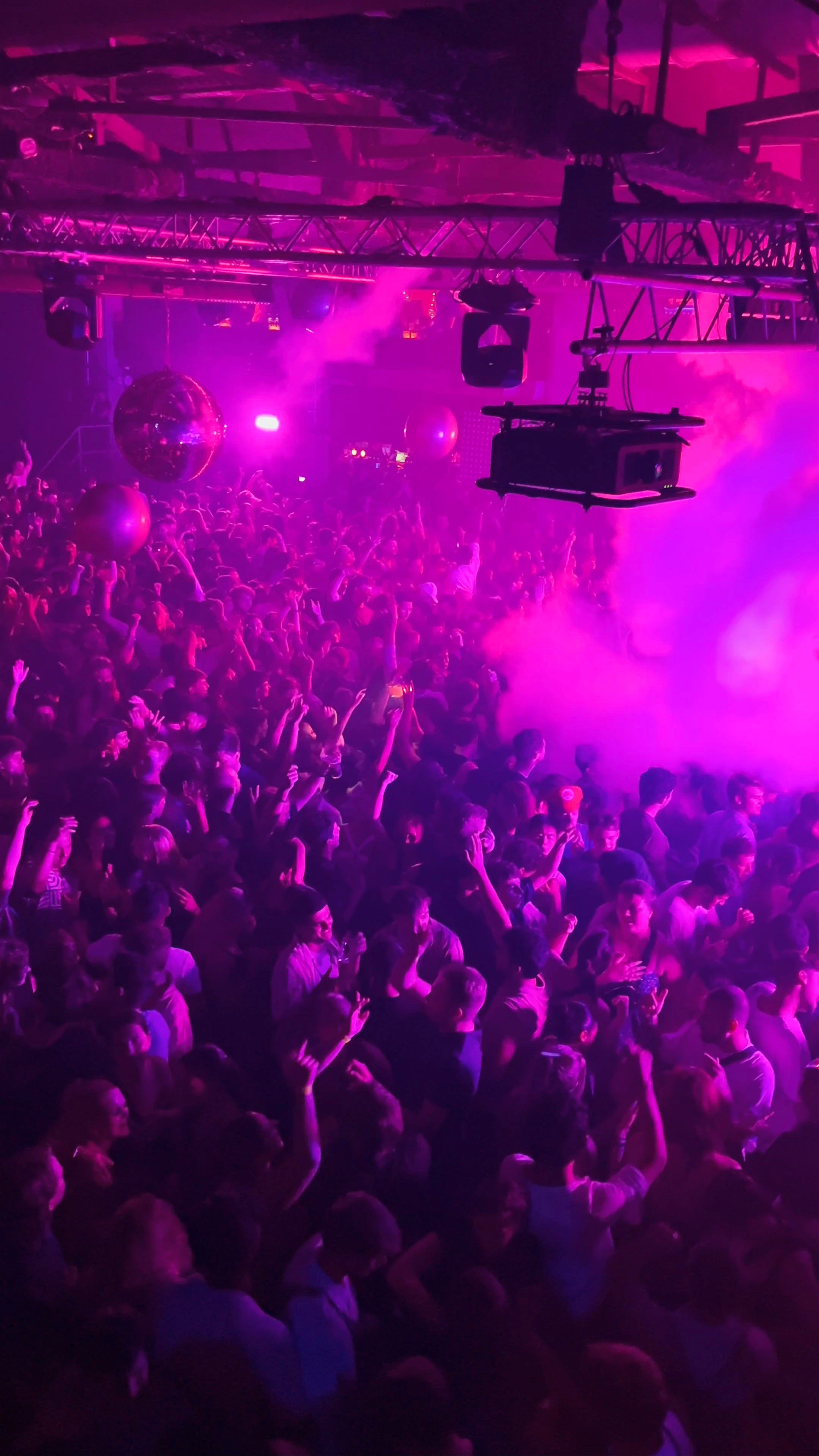 Razzmatazz Nightclub: Electrifying Party Vibes in Barcelona