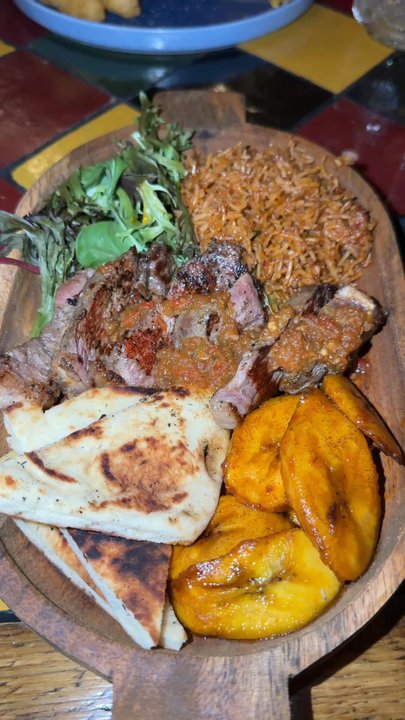 Mahari - Suya platter with steak - African Near Me - Chicago, Illinois