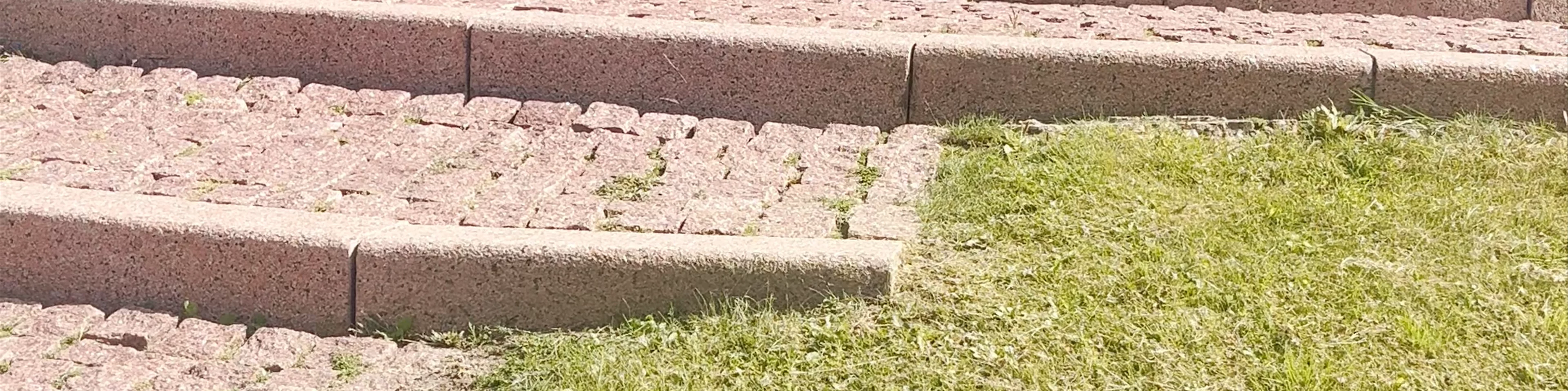  Chaksta Monument